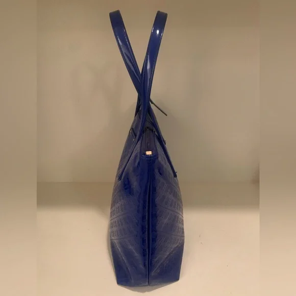 Kate Spade Patent Leather handbag - Picture 2 of 13